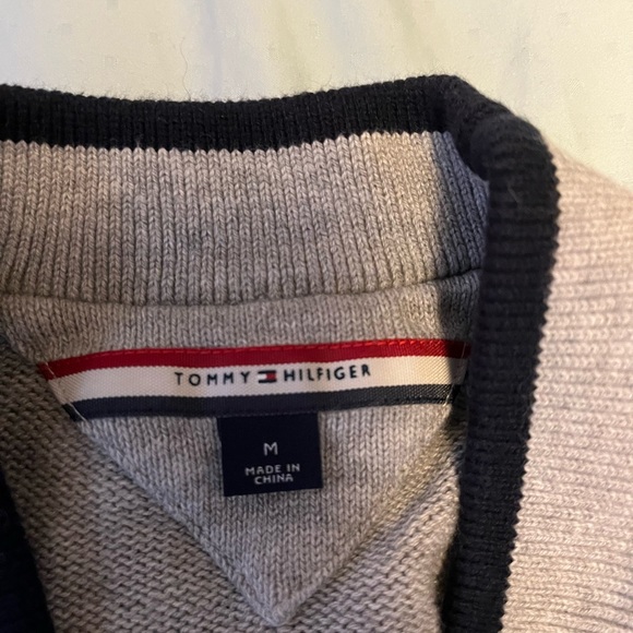 Tommy Hilfiger button-up front-filled women’s sweater Medium - Picture 7 of 12